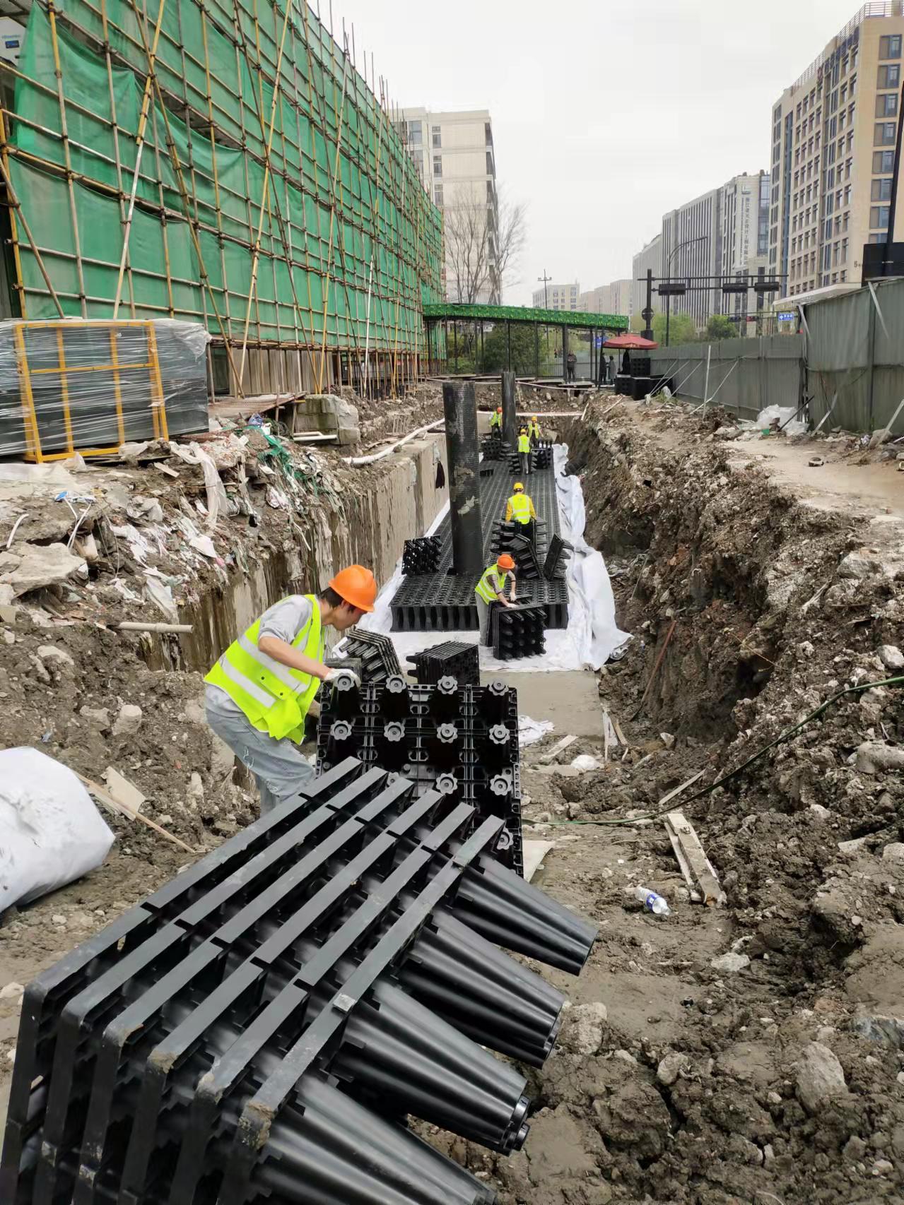 杭政儲(chǔ)出（2016）25號(hào)地塊商業(yè)、商務(wù)兼容城市軌道交通（世貿(mào)&泰禾中央廣場(chǎng)）